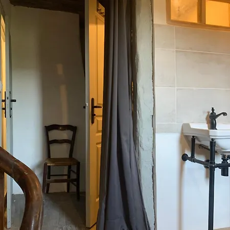 Rum i privatbostad Dortoir Chez Elisabeth Saint-Sernin-sur-Rance